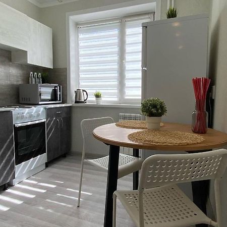 Seafront apartment Pavlodar Exterior foto